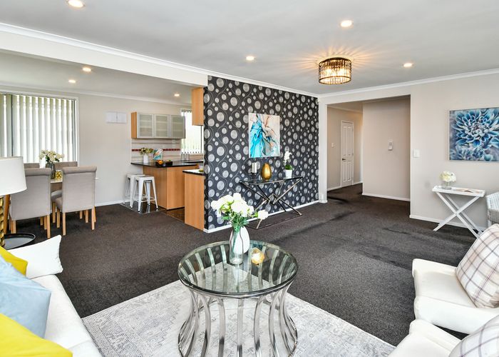  at 6 Dennis Road, Papatoetoe, Auckland