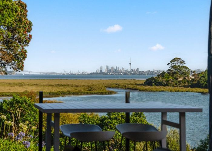  at 163 West Harbour Drive, West Harbour, Waitakere City, Auckland