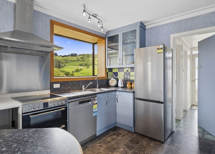  at 10 Weir Street, Green Island, Dunedin, Otago