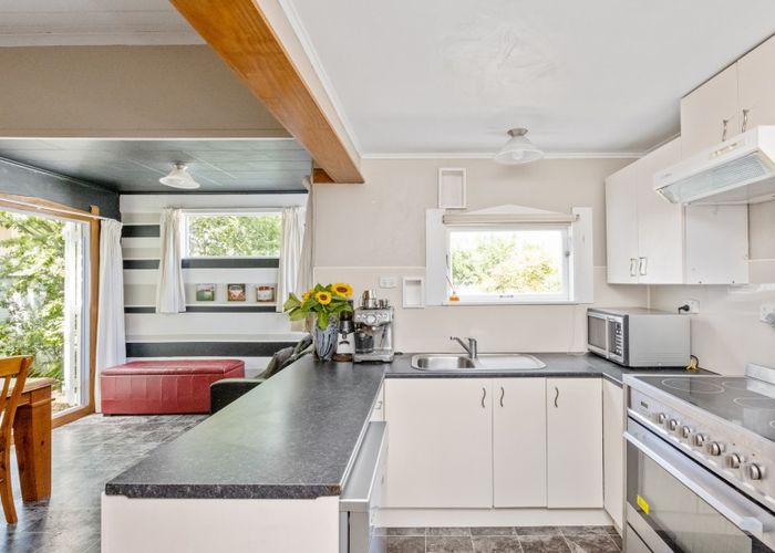  at 913 Churchill Street, Akina, Hastings