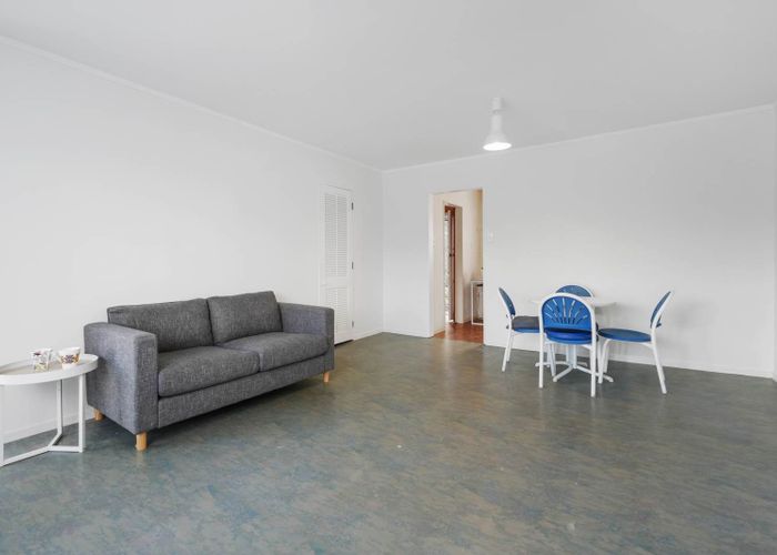  at 4/78 West Coast Road, Glen Eden, Waitakere City, Auckland