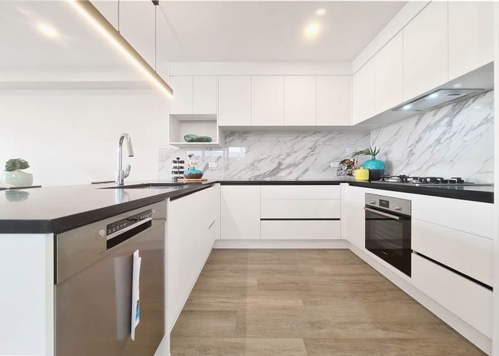  at 24b Hearth Street, Flat Bush, Manukau City, Auckland