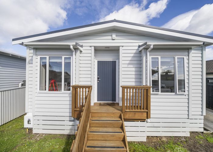  at 5C Hinekohu Street, New Lynn, Waitakere City, Auckland