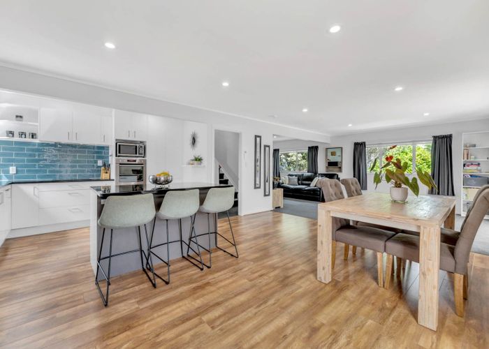  at 28 Third View Avenue, Beachlands, Manukau City, Auckland