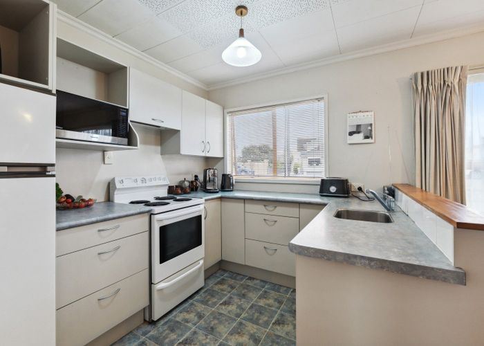  at 37 Birdwood Avenue, Moturoa, New Plymouth