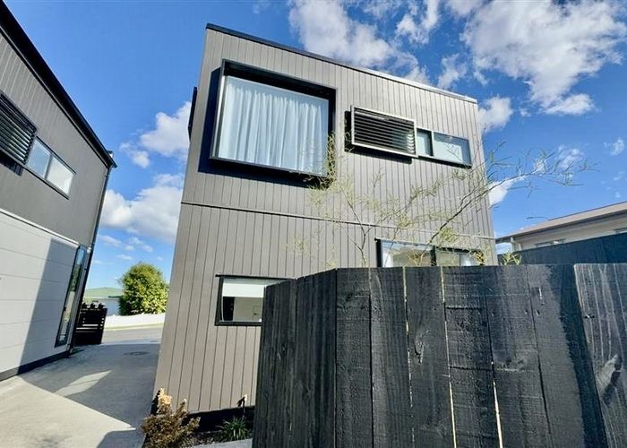  at 14A Andrew Road, Howick, Manukau City, Auckland