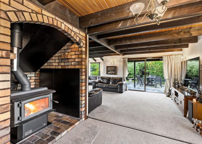  at 8 Payling Lane, St. Albans, Christchurch City, Canterbury