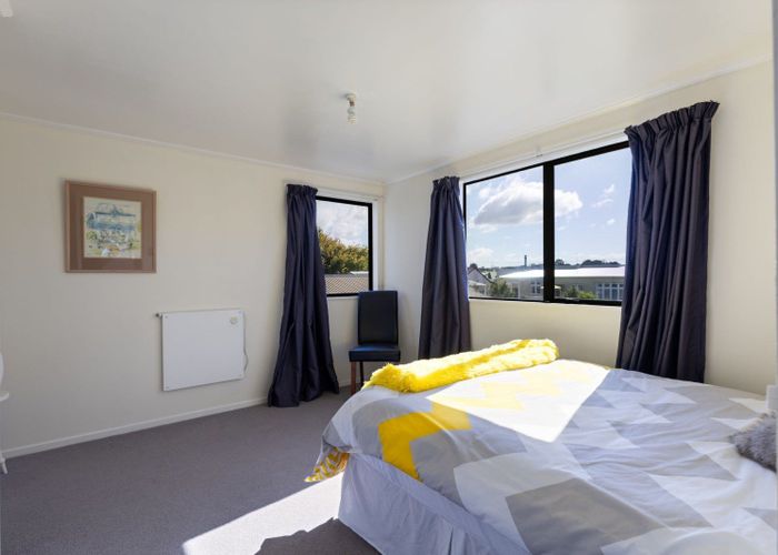  at 16 Gladys Place, Kelvin Grove, Palmerston North, Manawatu / Whanganui