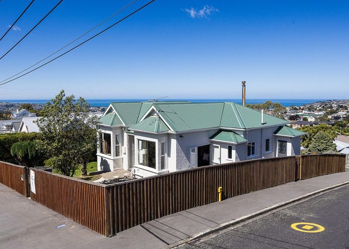  at 17 Carnarvon Street, Belleknowes, Dunedin, Otago