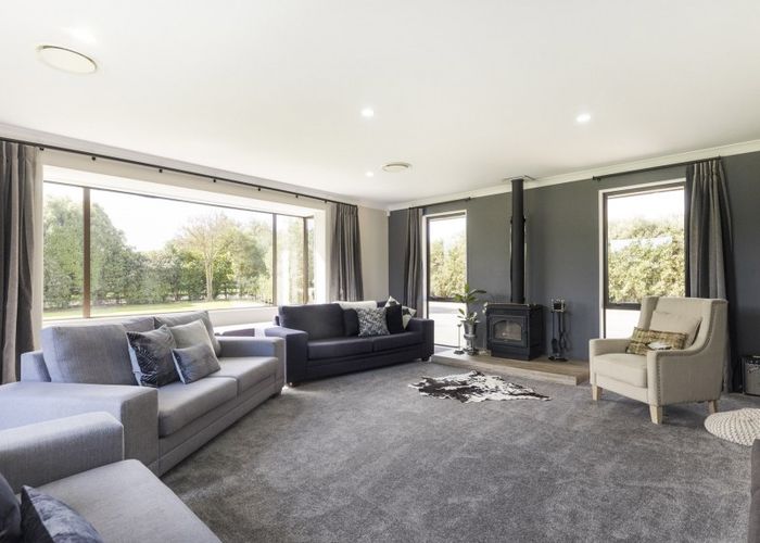  at 5 Wake Place, Palmerston North