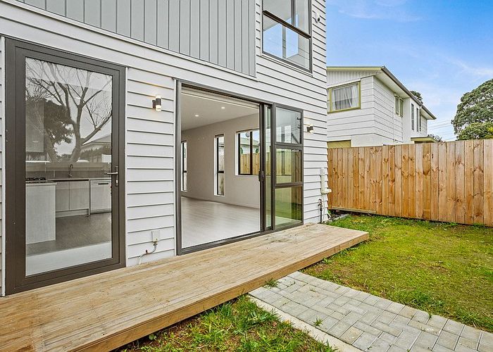  at 69A Astley Avenue, New Lynn, Waitakere City, Auckland