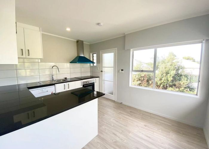  at 4/9 Rocklands Avenue, Mount Eden, Auckland City, Auckland