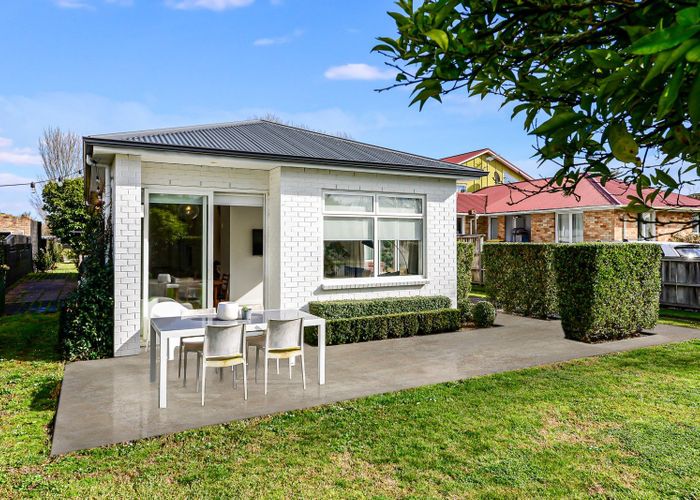  at 43 Cunningham Road, Beerescourt, Hamilton