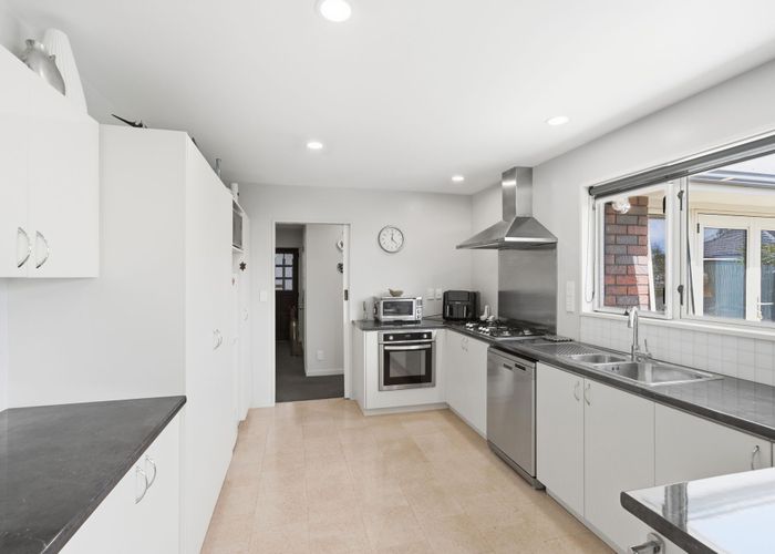  at 2/40 Hare Street, Ilam, Christchurch City, Canterbury