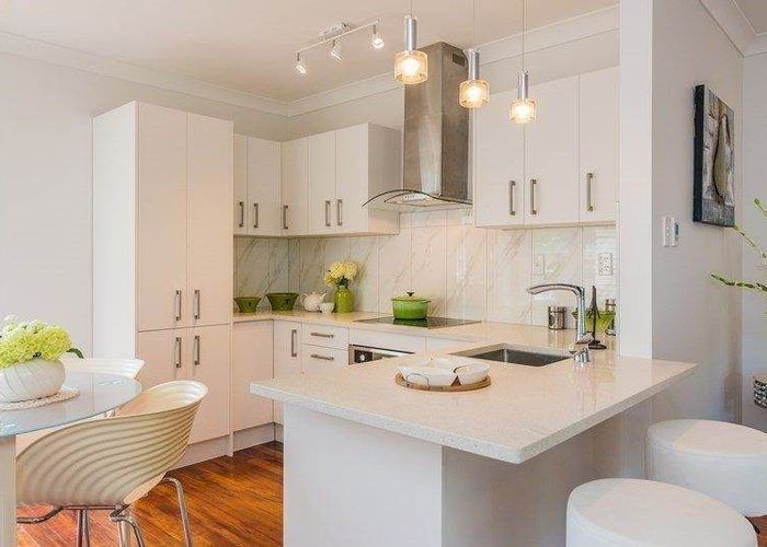  at 10 Wolseley Street, Morningside, Auckland