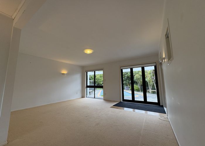  at 75 Nile Road, Milford, North Shore City, Auckland