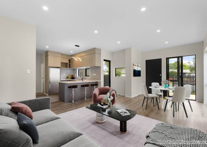  at 133A -133E Riverpark Crescent, Henderson, Waitakere City, Auckland