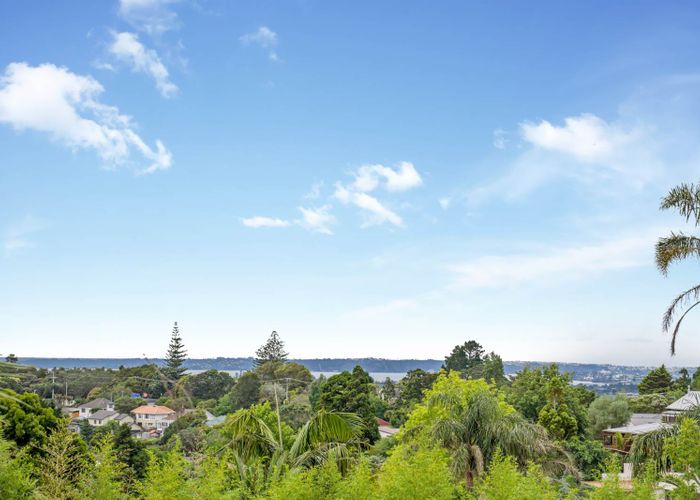  at 279 Titirangi Road, Titirangi, Auckland