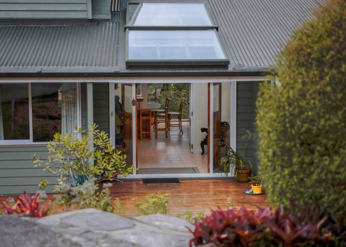  at 571 South Titirangi Road, Titirangi, Waitakere City, Auckland