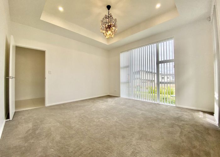  at 71 Hayfield Way, Karaka, Papakura