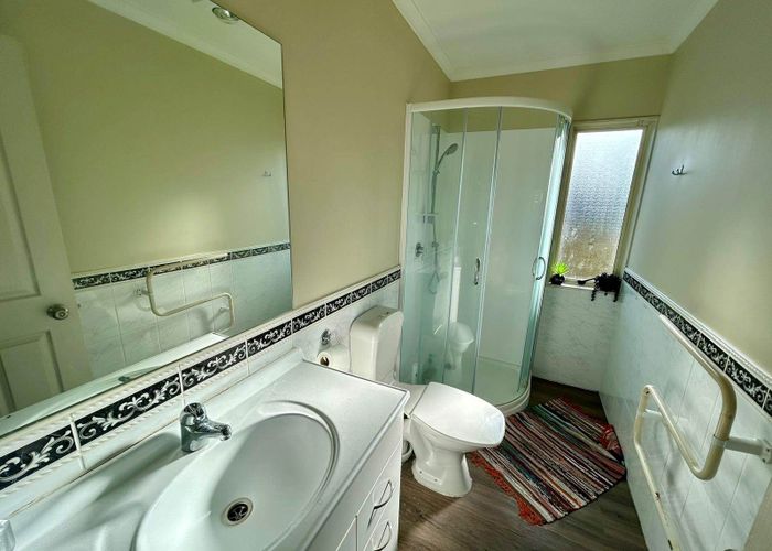  at 11A Muriel Place, Ranui, Waitakere City, Auckland