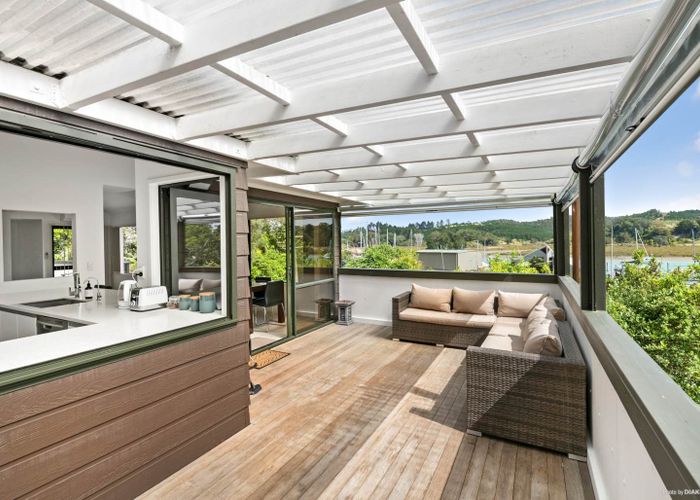  at 8 Fairhaven Walk, Wade Heads, Whangaparaoa