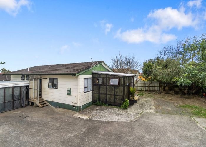  at 1/20 Burundi Avenue, Clendon Park, Manukau City, Auckland