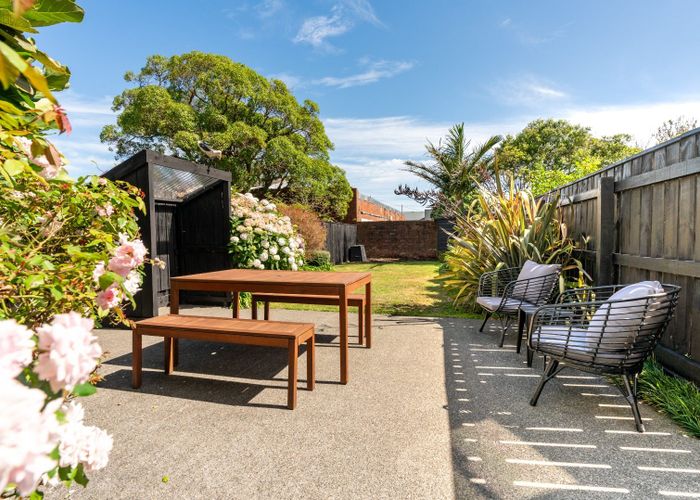  at 19 Roy Street, Newtown, Wellington