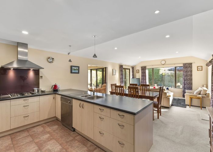  at 20 Pohutukawa Crescent, Parklands, Christchurch