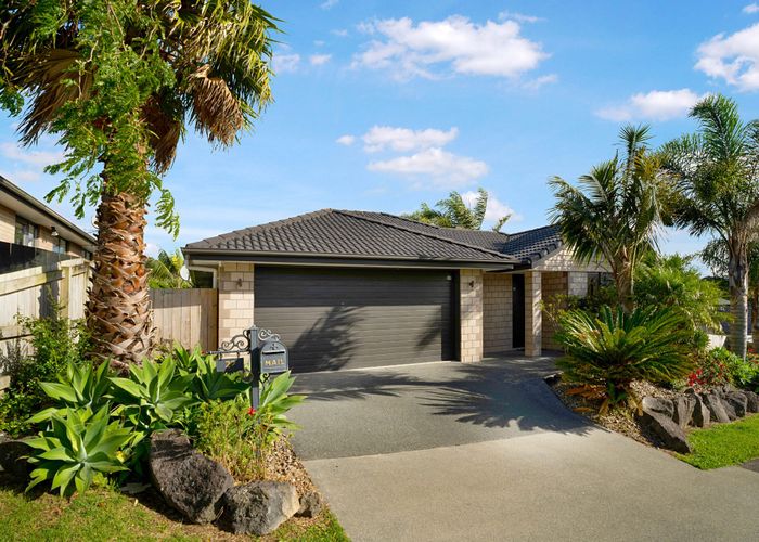  at 22 Jezero Drive, Massey, Auckland