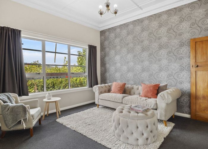  at 32 Adderley Terrace, Ravensbourne, Dunedin, Otago