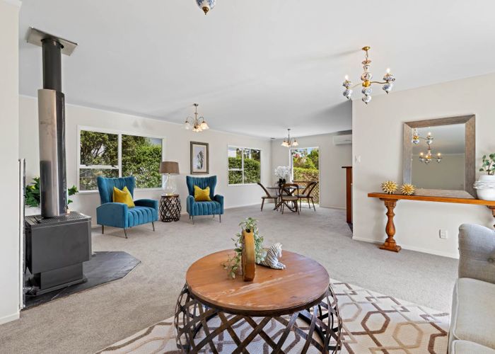  at 18 Churchouse Road, Greenhithe, Auckland