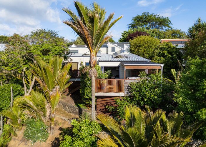  at 32 Pohutukawa Drive, Pukete, Hamilton, Waikato