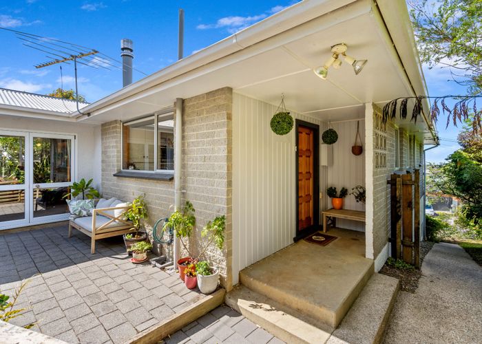  at 10 Larkins Street, Helensburgh, Dunedin