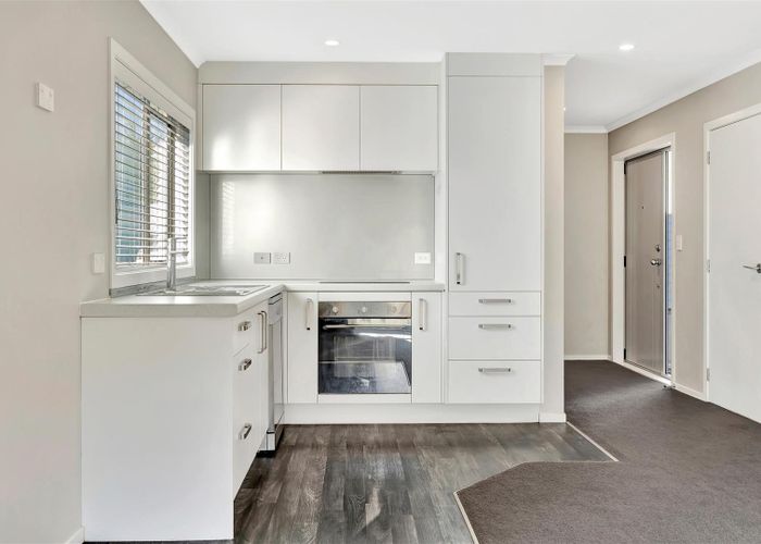  at 2/16 Hammond Street, Hamilton City Central, Hamilton, Waikato