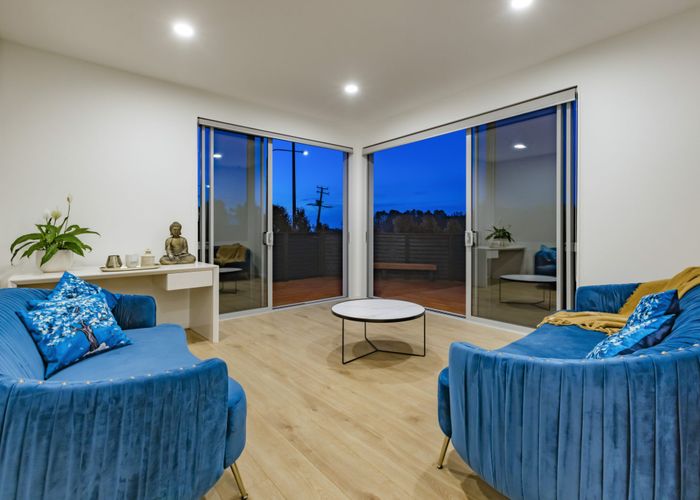  at 299 Flat Bush School RD, Flat Bush, Auckland