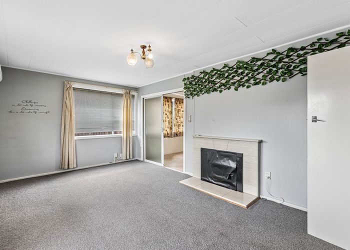  at 30 Bournemouth Crescent, Aranui, Christchurch City, Canterbury