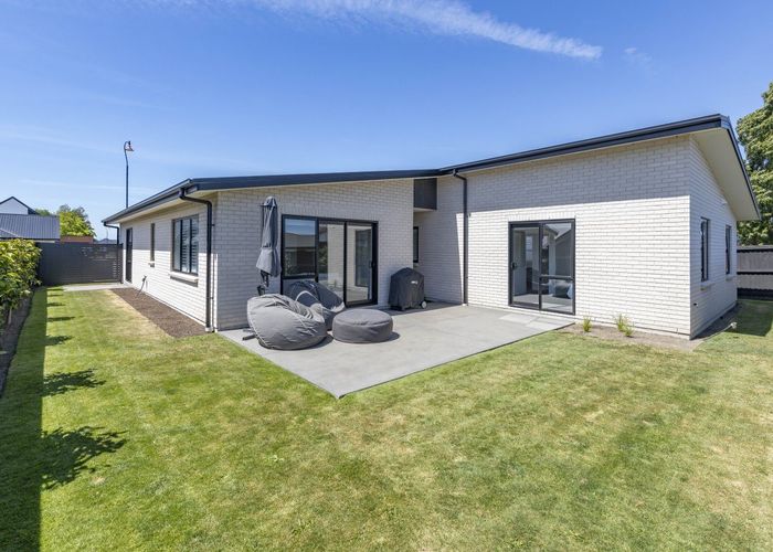  at 17 Saint James Place, Rangiora, Rangiora