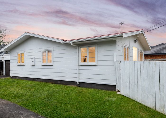  at 1/22 Ranui Station Road, Ranui, Auckland
