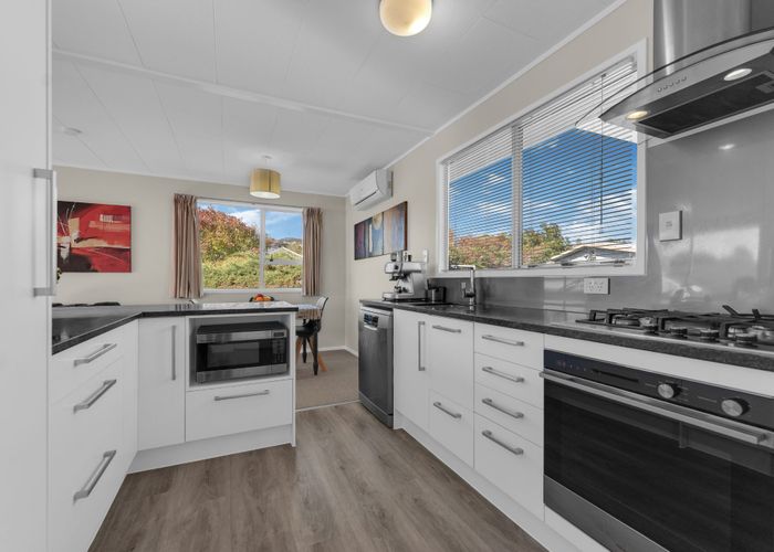  at 47 Claverdon Drive, Massey, Waitakere City, Auckland
