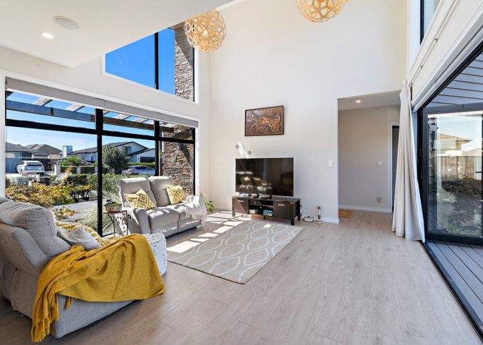  at 16 Brumbie Way, Karaka, Papakura