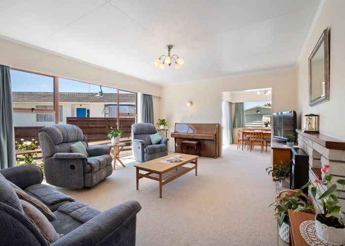  at 18 Palliser Place, Milson, Palmerston North