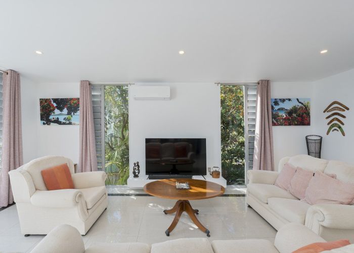  at 2B Aberdeen Road, Campbells Bay, North Shore City, Auckland