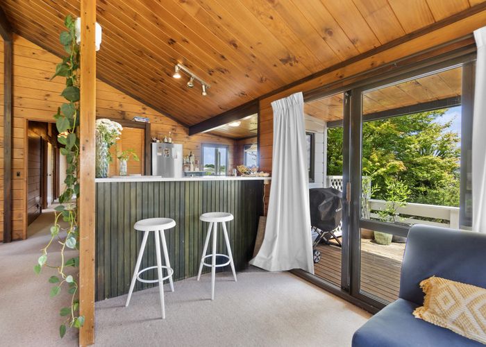  at 80 Poaka Avenue, Dinsdale, Hamilton