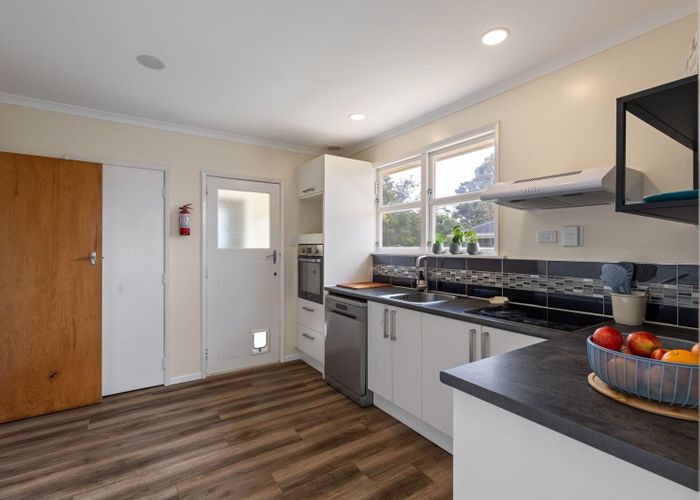  at 87 College Street, Awapuni, Palmerston North, Manawatu / Whanganui