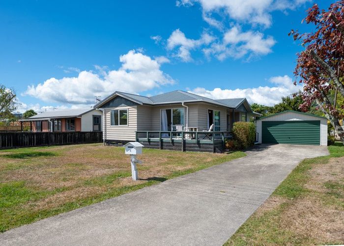  at 8 & 8A Holden Avenue, Holdens Bay, Rotorua, Bay Of Plenty
