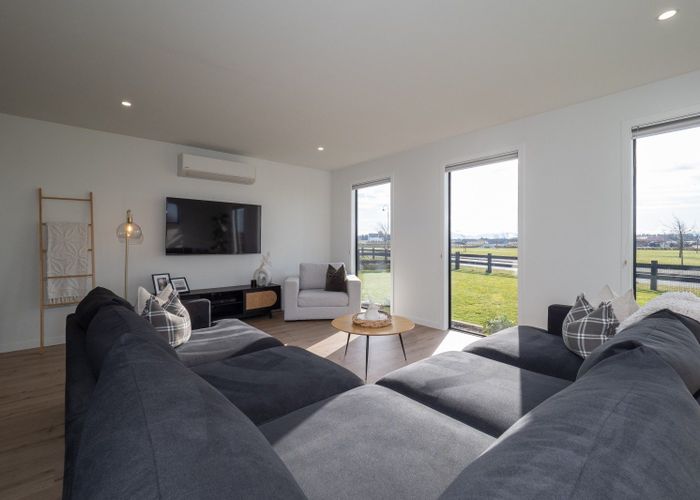  at 2 Elm Tree Lane, Huntingdon, Ashburton