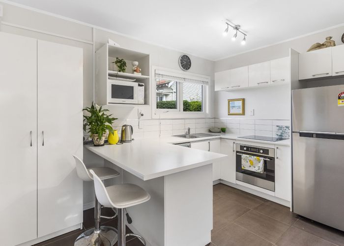  at 7/5 Orakei Road, Remuera, Auckland