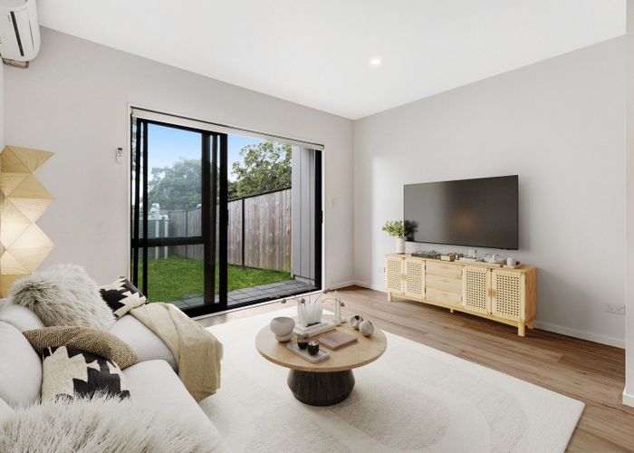  at 13 Eileen Newey Place, Henderson, Waitakere City, Auckland