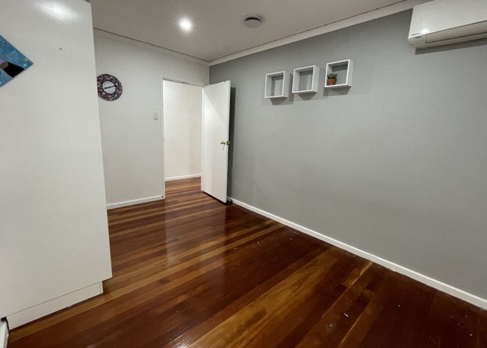  at 69 Gifford avenue, Mount Roskill, Auckland City, Auckland